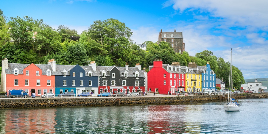 Sailing to the Isle of Mull and touring Duart Castle